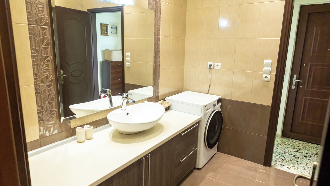 Photo of Bathroom in Benitses