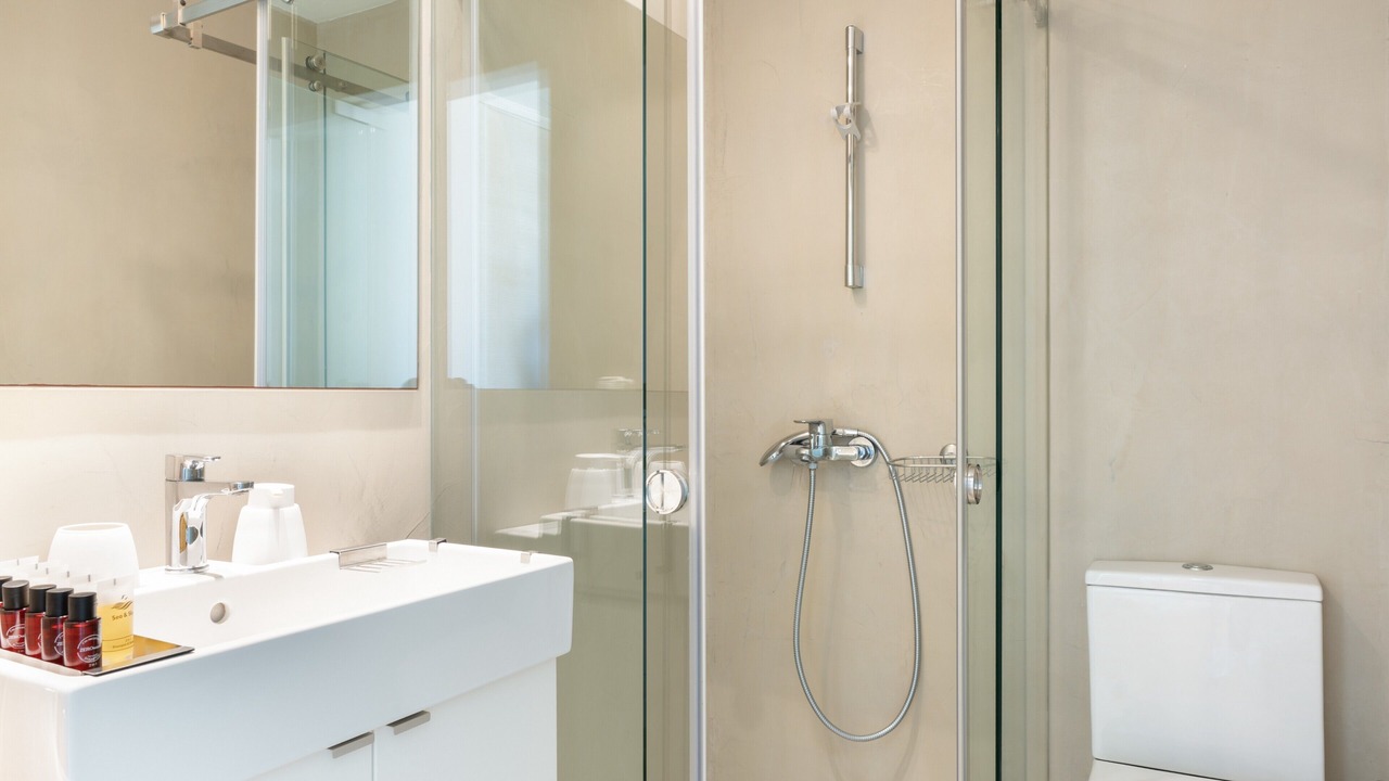 Photo of Bathroom in Ios