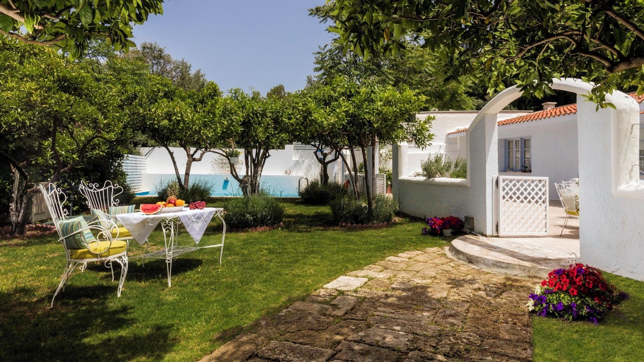 Photo of Outdoor in Ixia