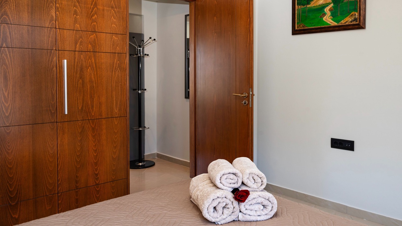Photo of Bedroom in Petaloudes