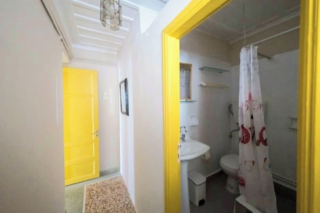 Photo of Bathroom in Katakolo