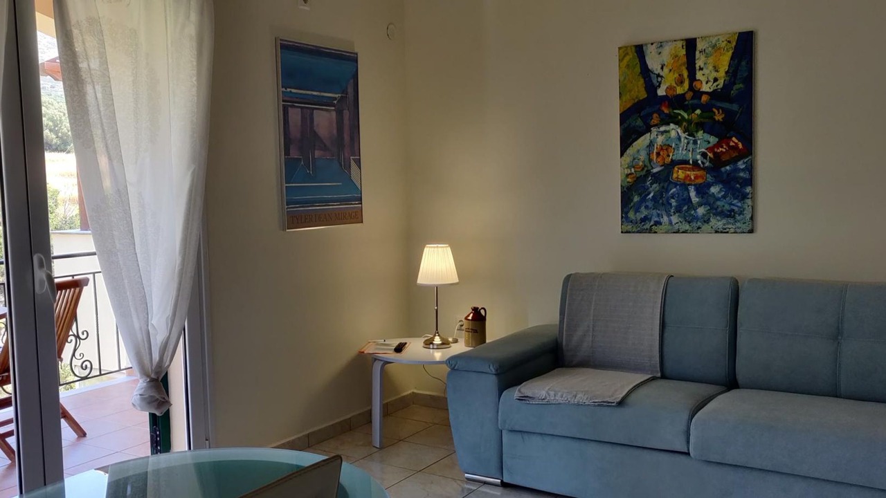 Photo of Livingroom in Dhrakata