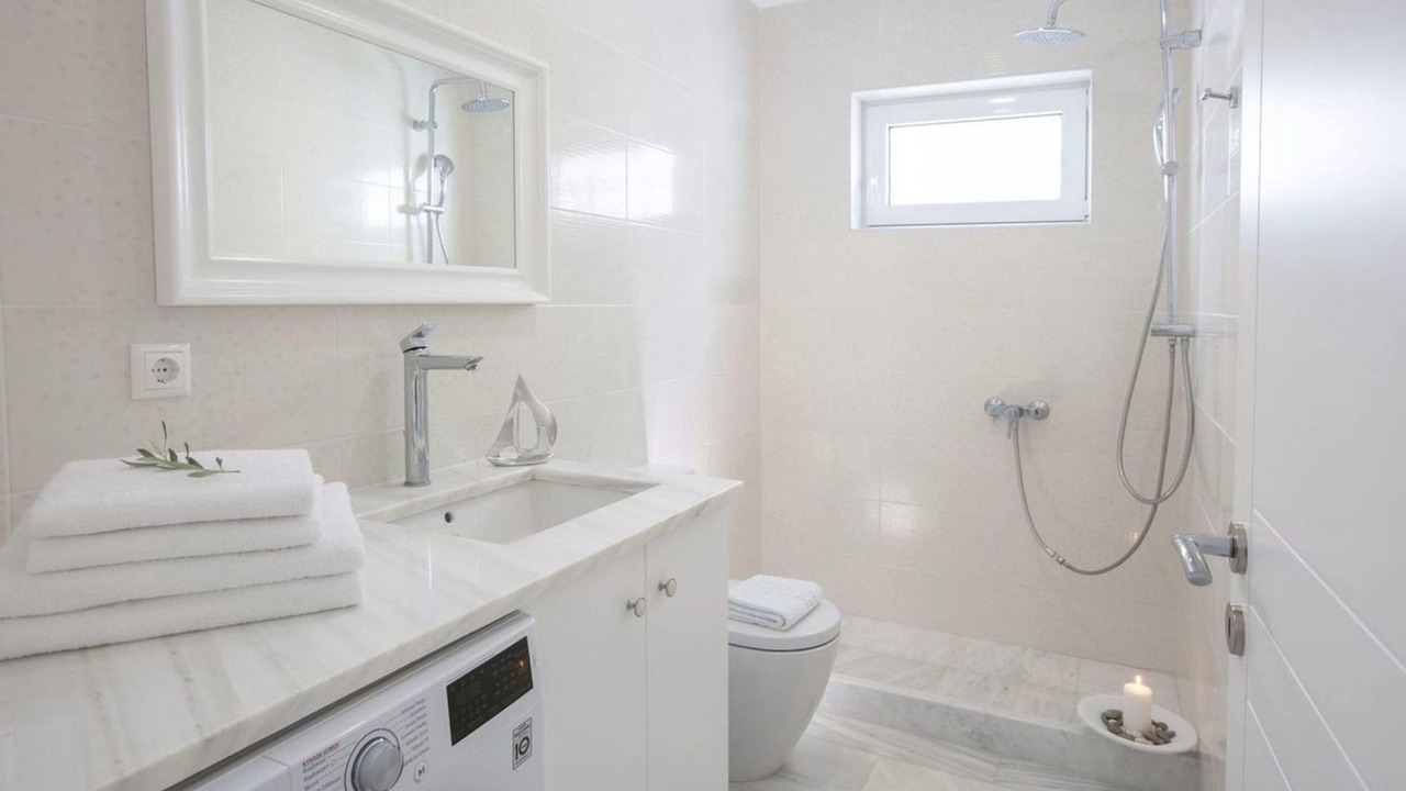Photo of Bathroom in Katouna