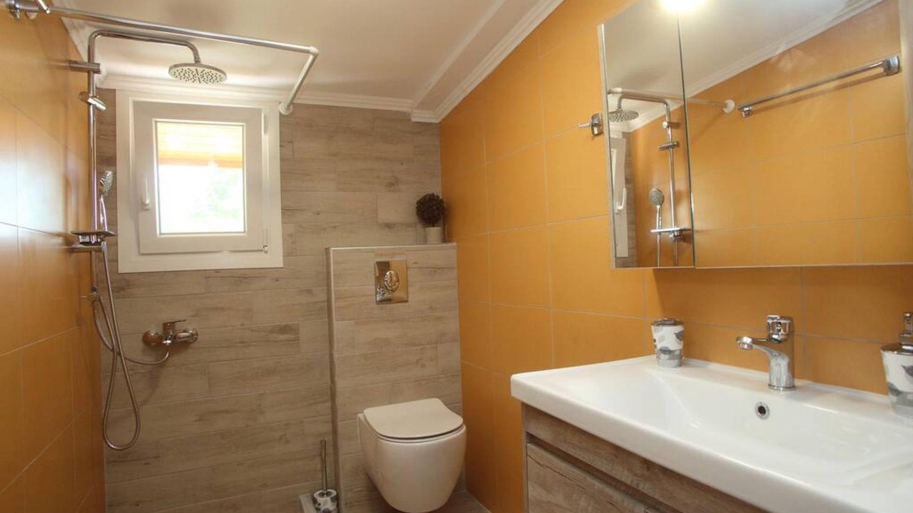 Photo of Bathroom in Agios Ioannis