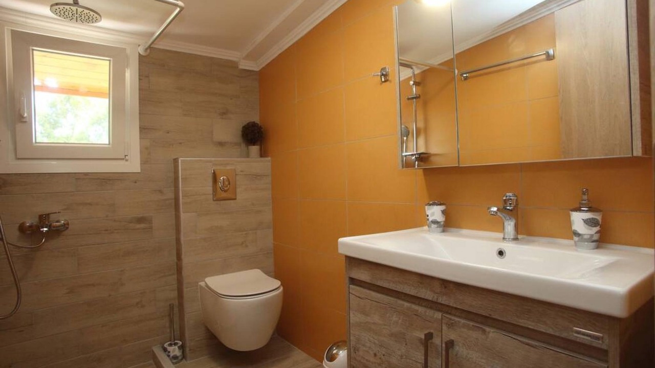 Photo of Bathroom in Agios Ioannis