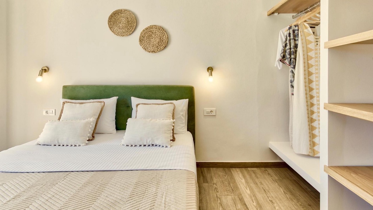Photo of Bedroom in Pigadhakia