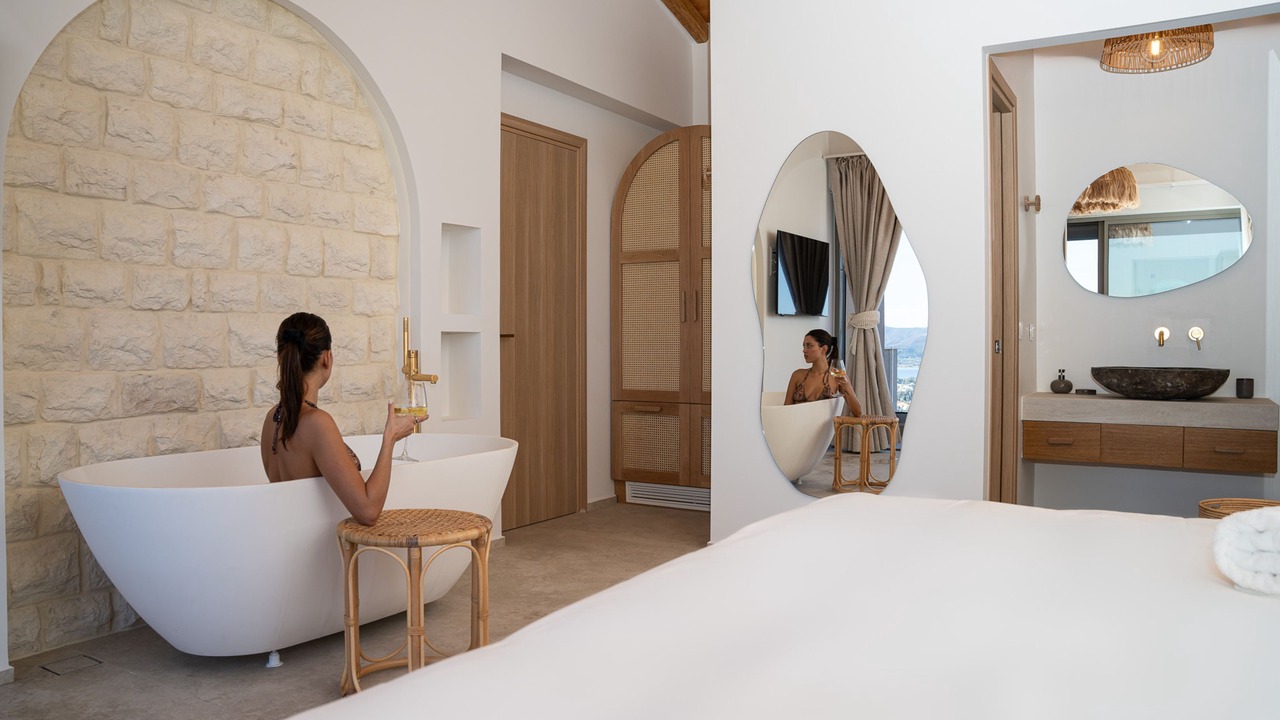 Photo of Bedroom in Apolpaina