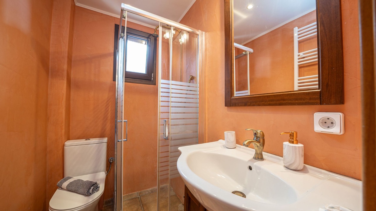 Photo of Bathroom in Lakithra