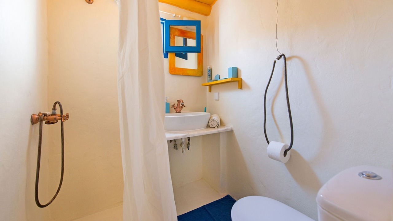 Photo of Bathroom in Koskinou