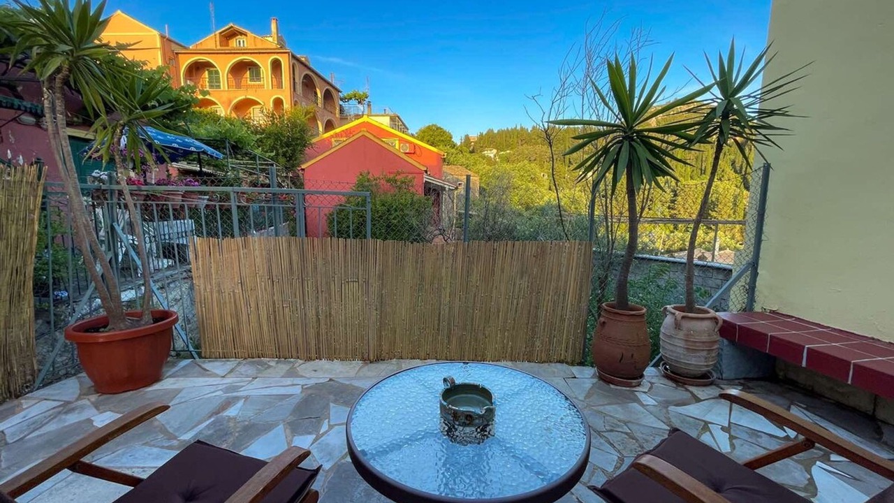 Photo of Patio Balcony in Achilleio