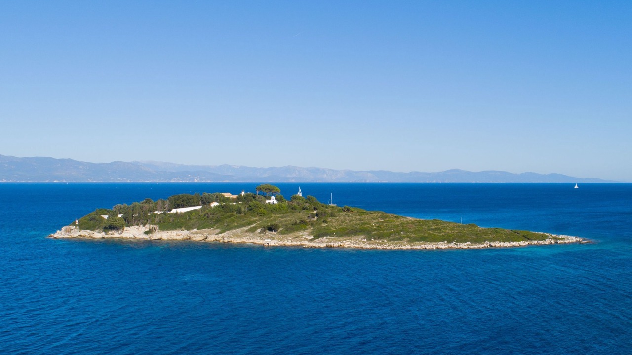 Photo of Others in Gaios