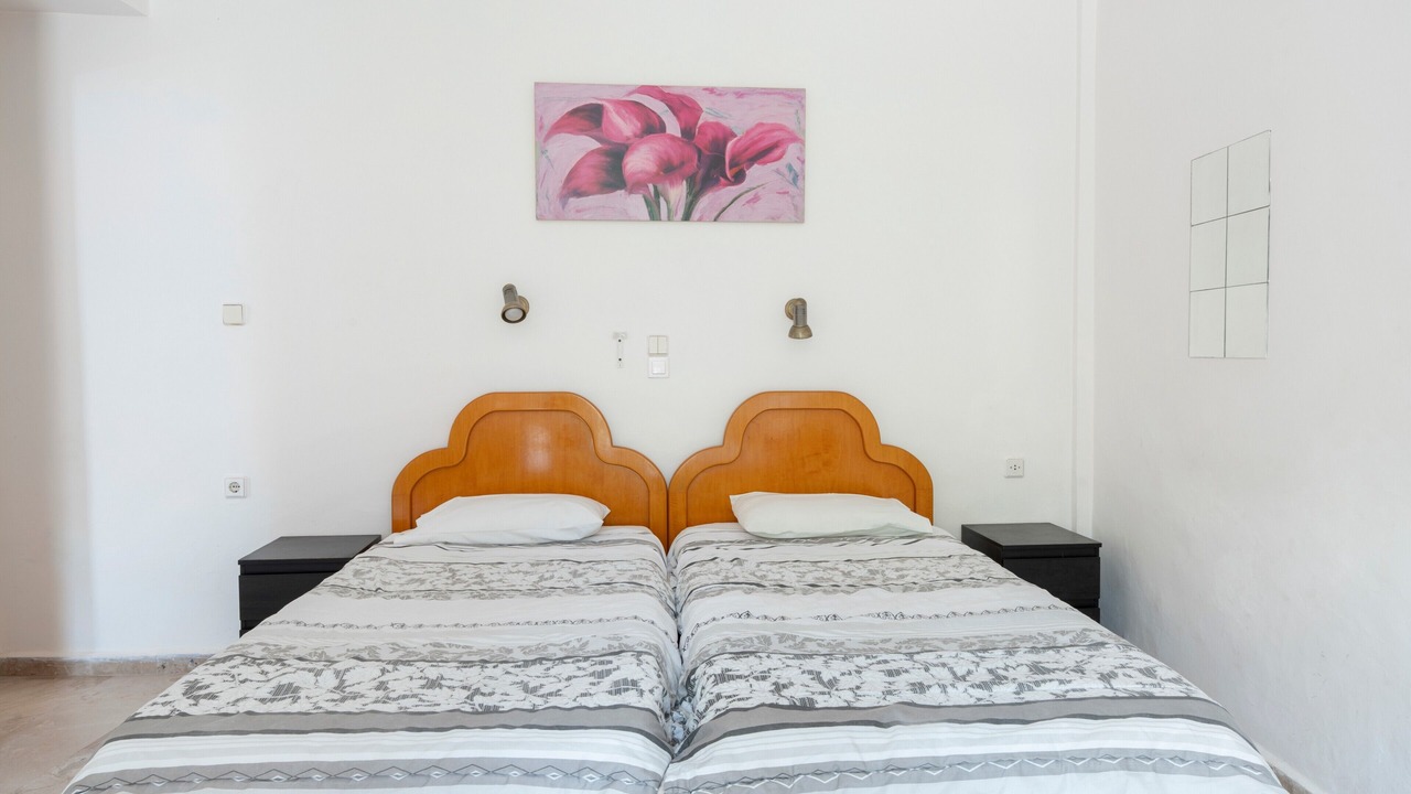 Photo of Bedroom in Mirties