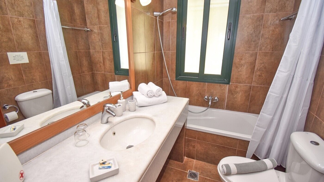 Photo of Bathroom in Sinarades