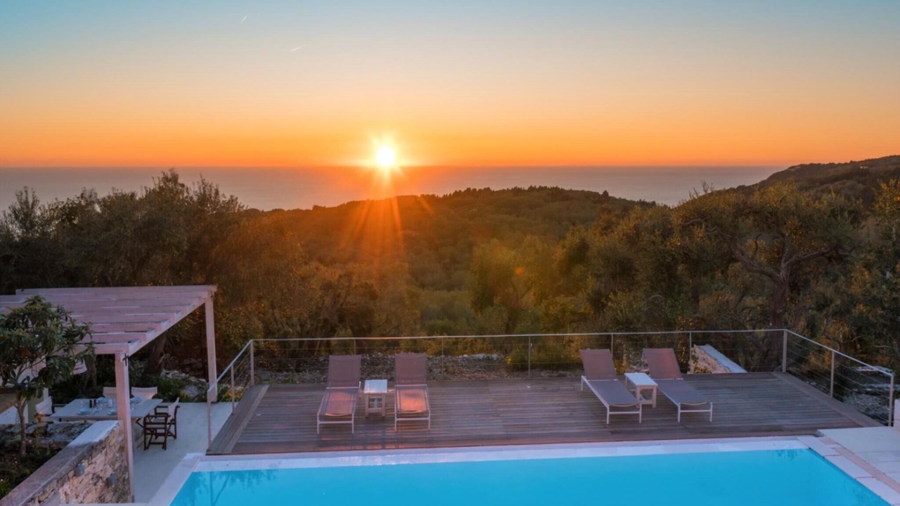 Photo of Others in Paxos