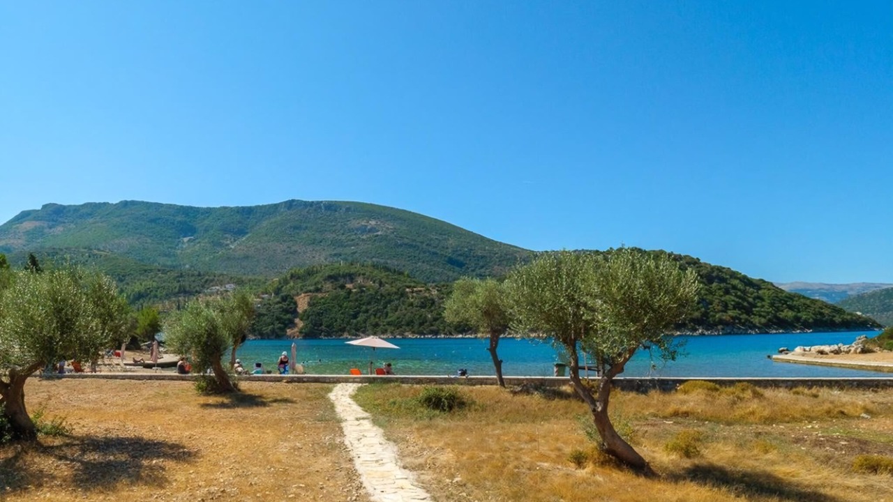 Photo of Others in Ithaki