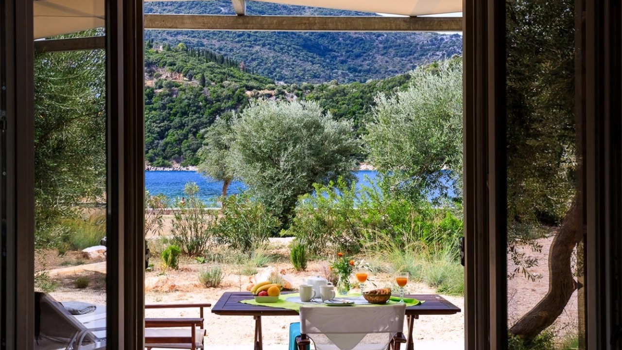 Photo of Others in Ithaki