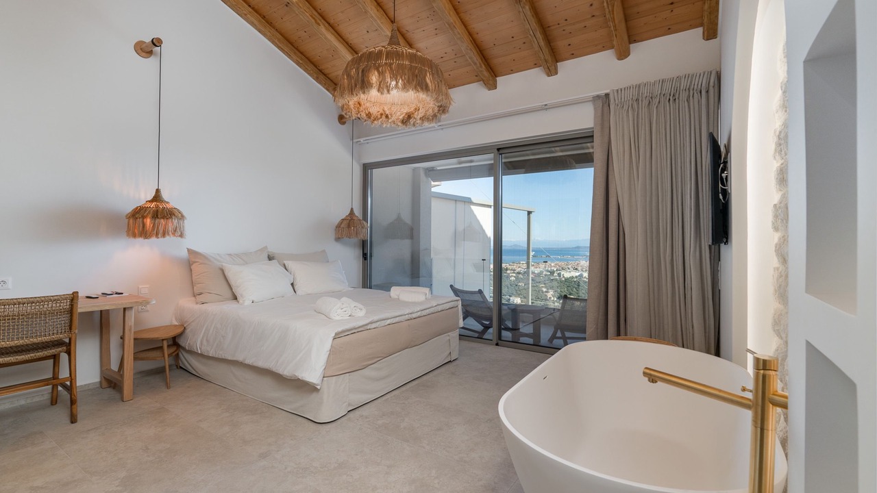 Photo of Bedroom in Apolpaina
