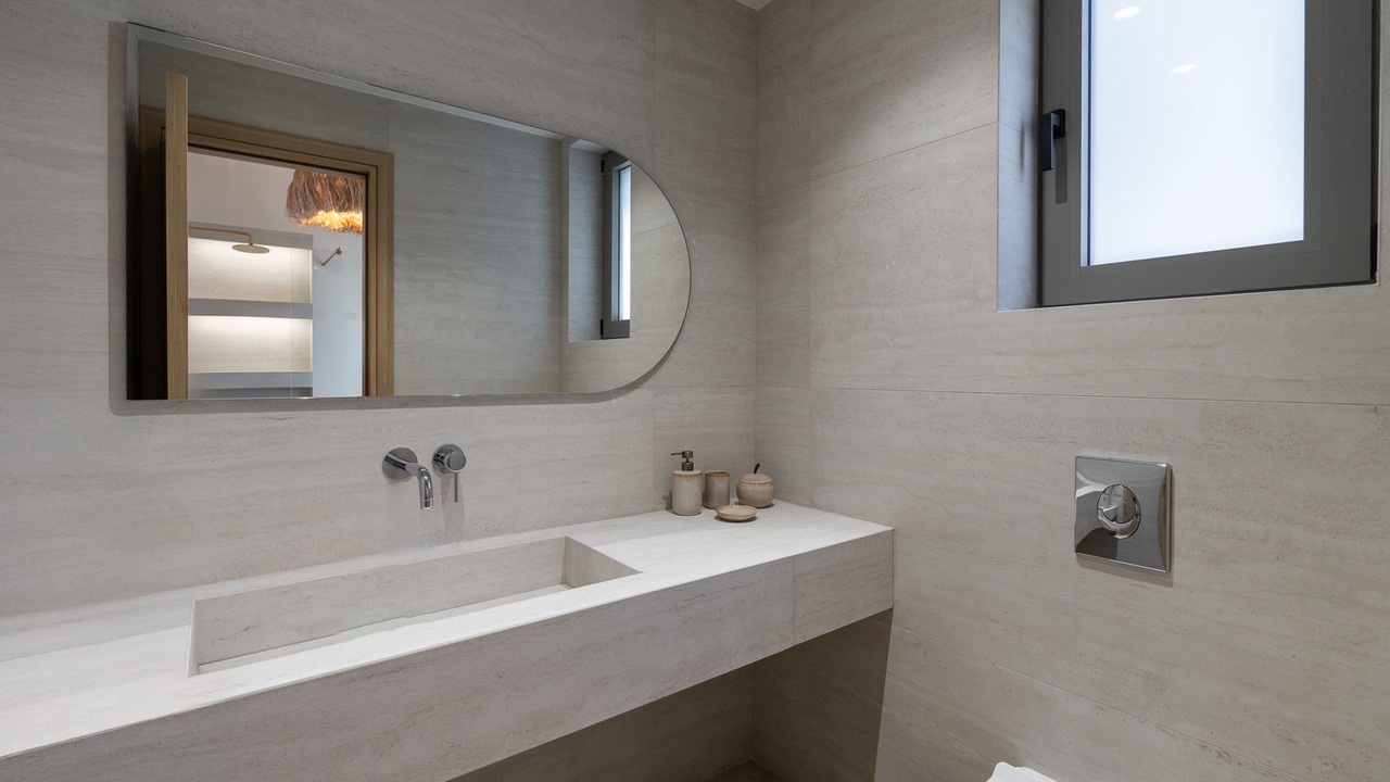 Photo of Bathroom in Apolpaina
