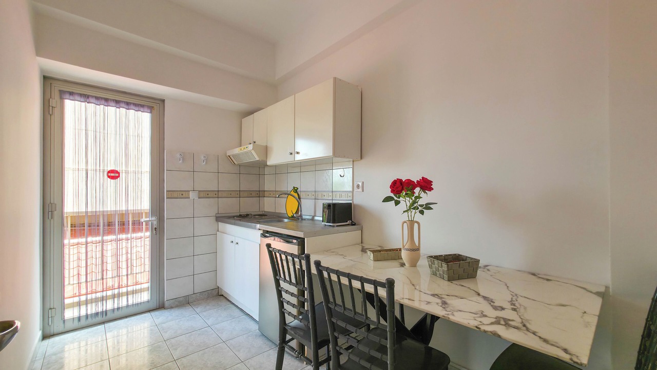 Photo of Kitchen in Olymbiaki Akti
