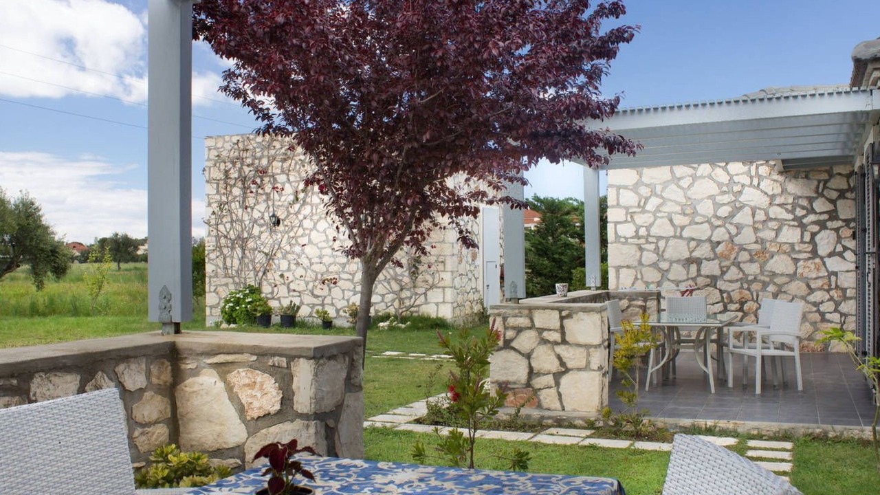 Photo of Outdoor in Agrilia