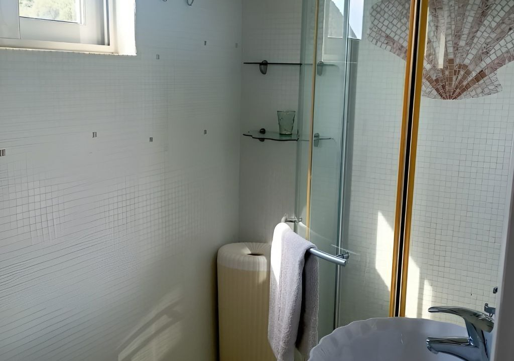 Photo of Bathroom in Kandia