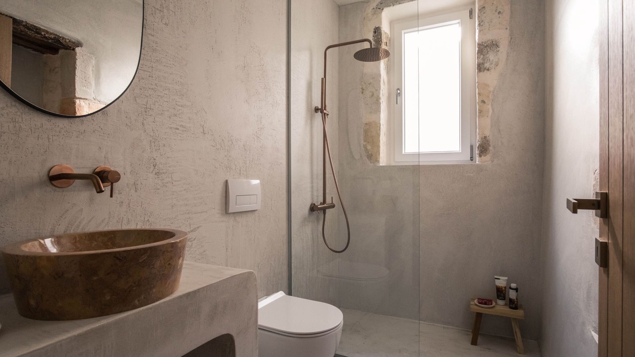 Photo of Bathroom in Adele