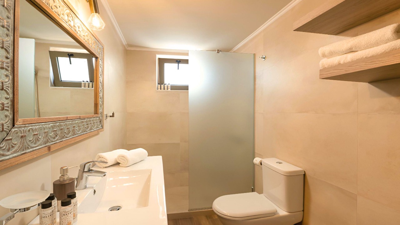 Photo of Bathroom in Skouloufia