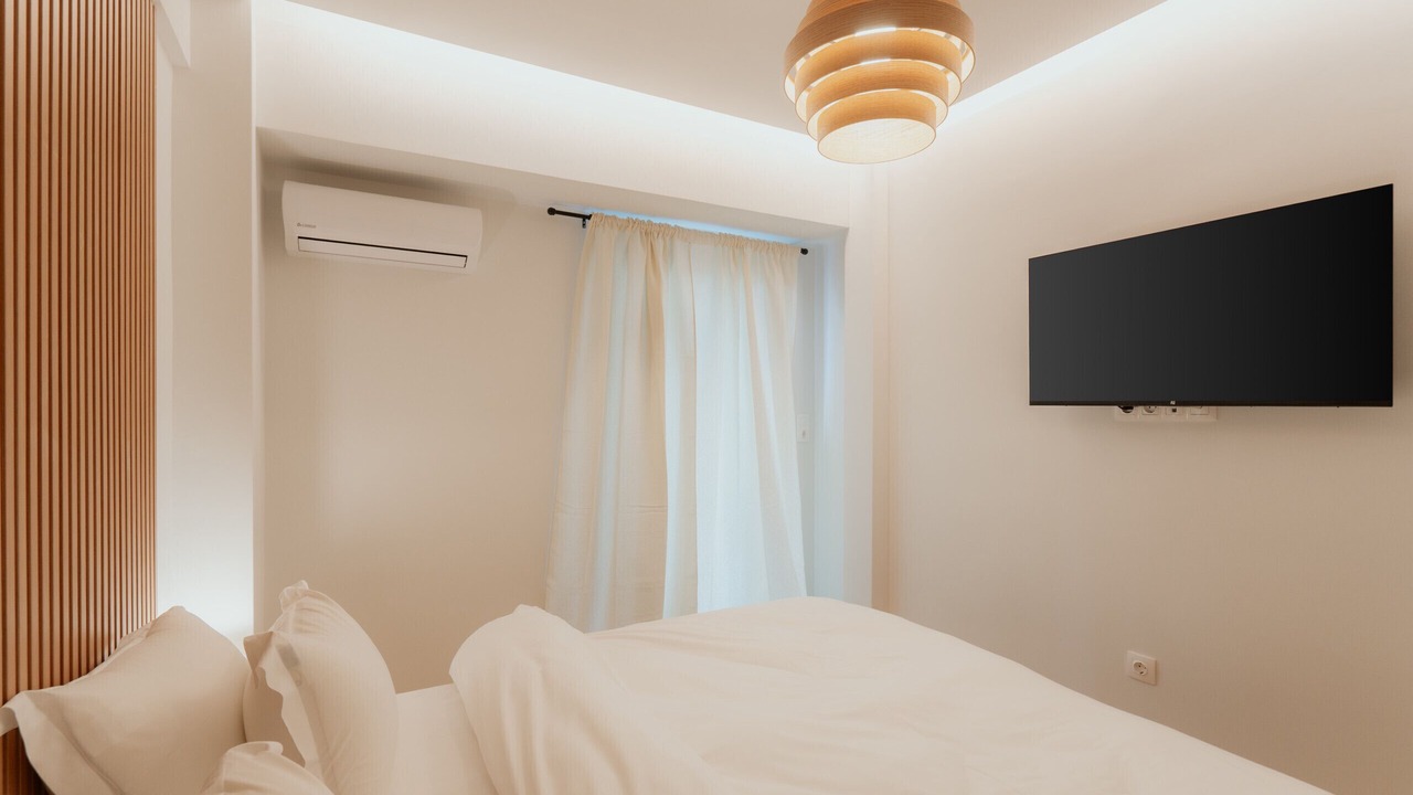 Photo of Bedroom in Exarhia