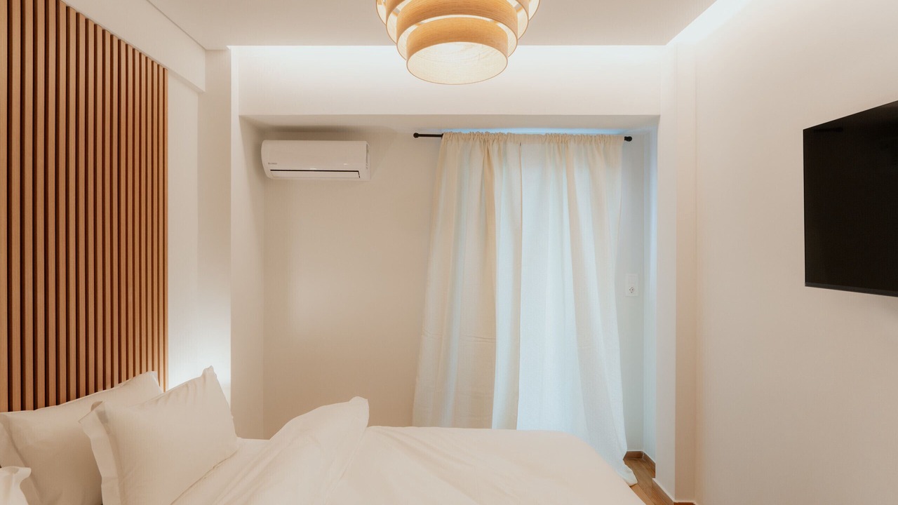 Photo of Bedroom in Exarhia
