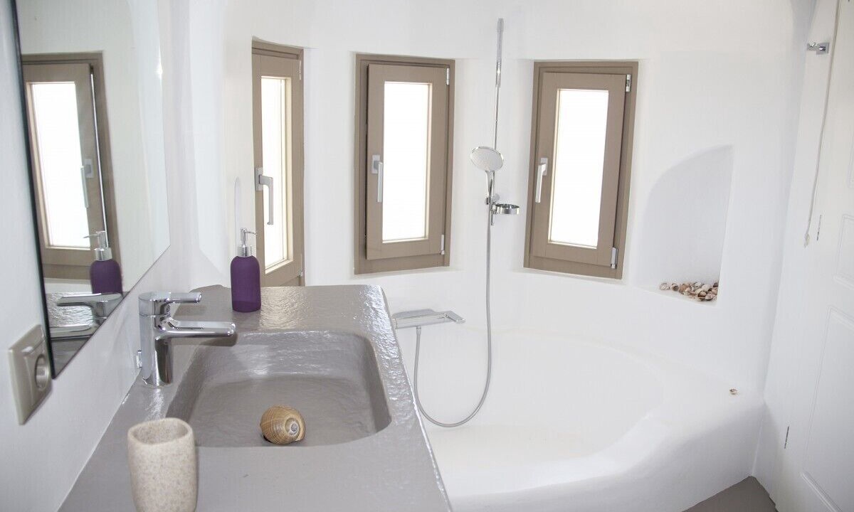 Photo of Bathroom in Fanari