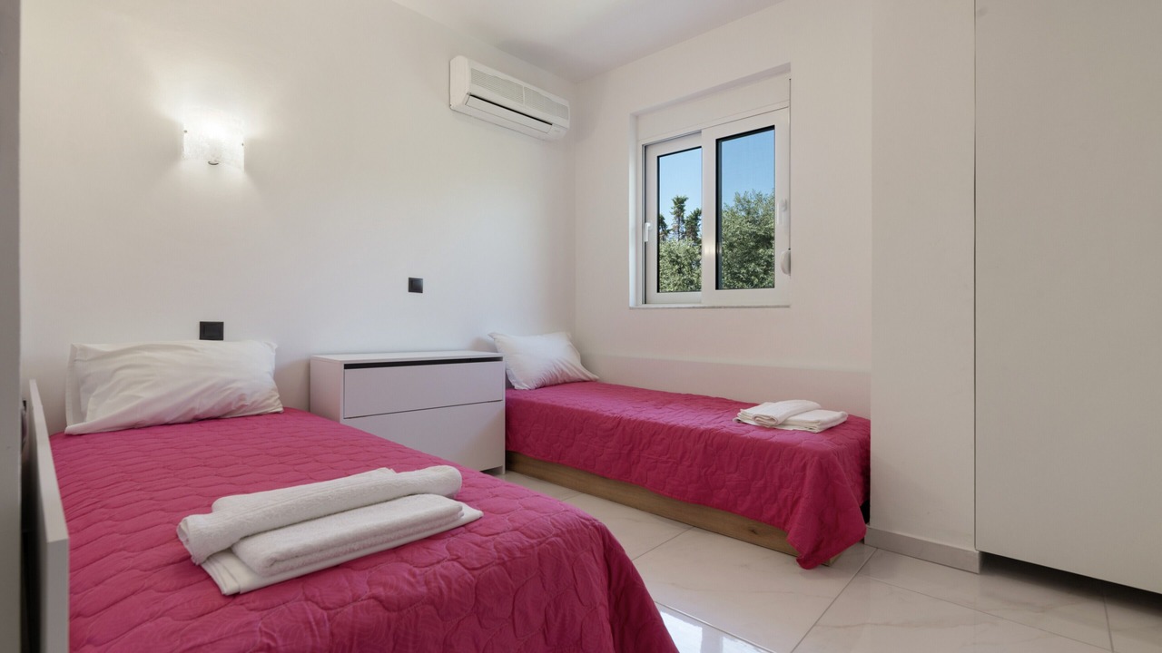 Photo of Bedroom in Ialyssos