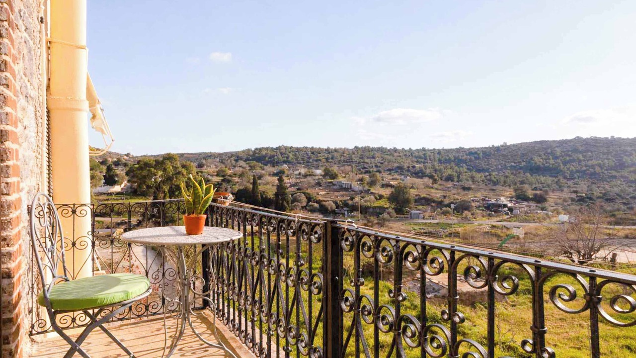 Photo of Patio Balcony in Olympi
