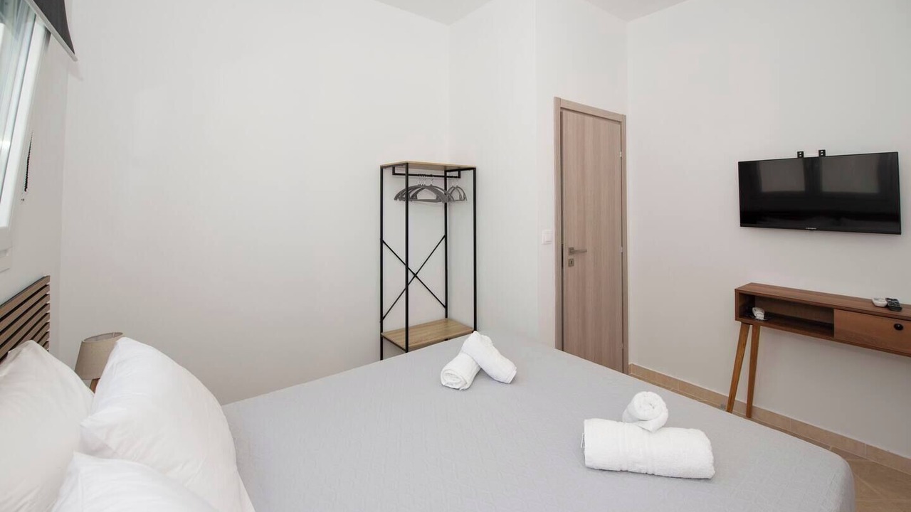 Photo of Bedroom in Agios Stefanos Avliotes