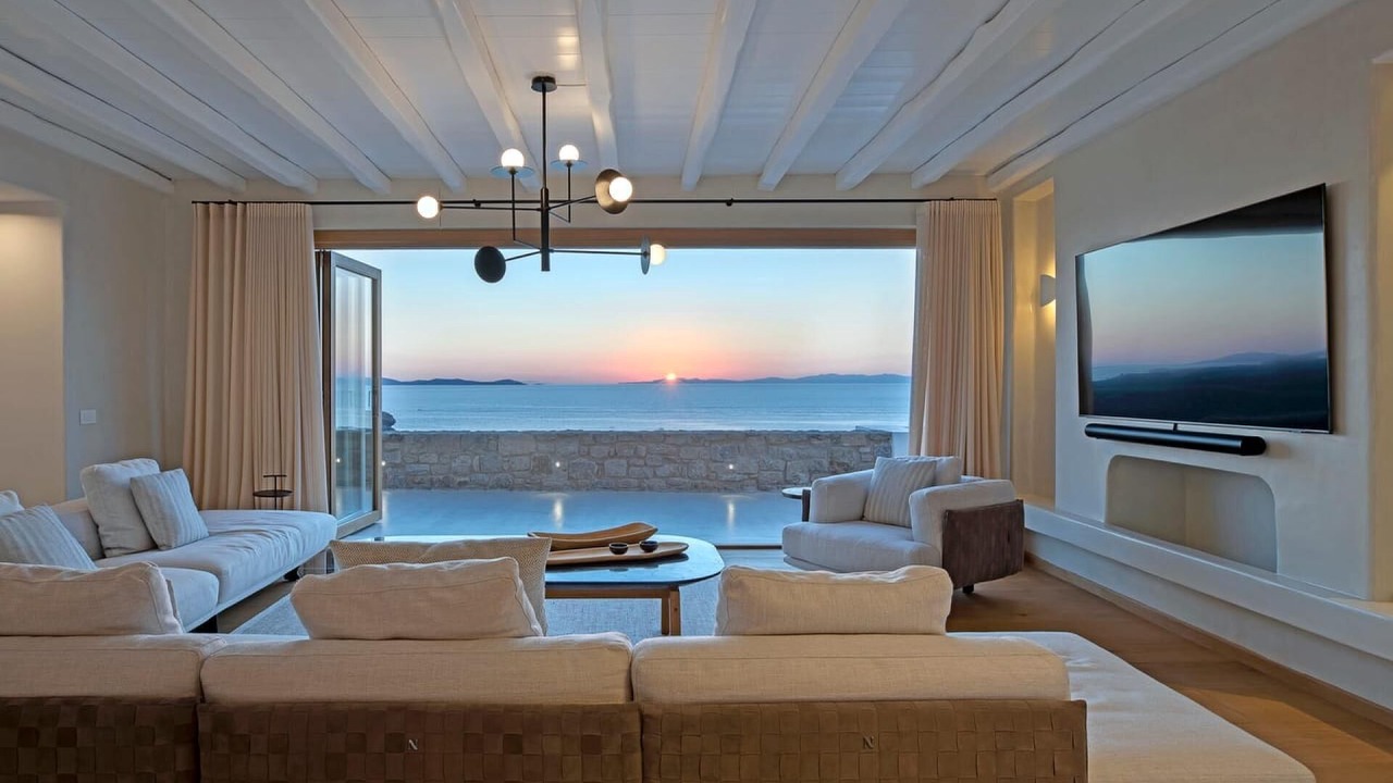 Photo of Livingroom in Agios Stefanos