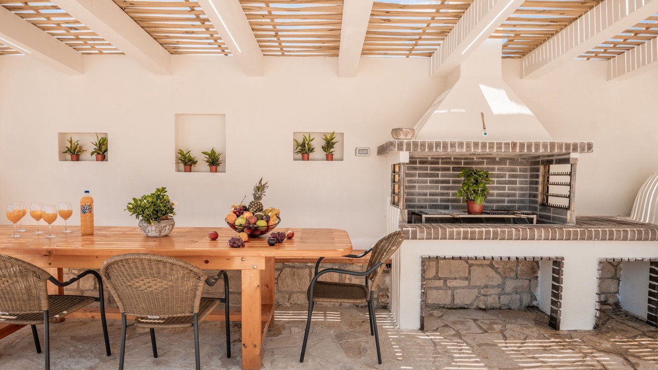 Photo of Outdoor in Agrilia