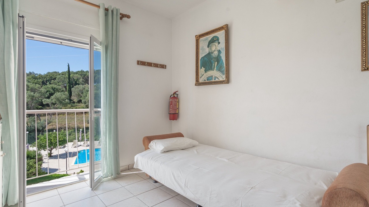 Photo of Bedroom in Leivathos