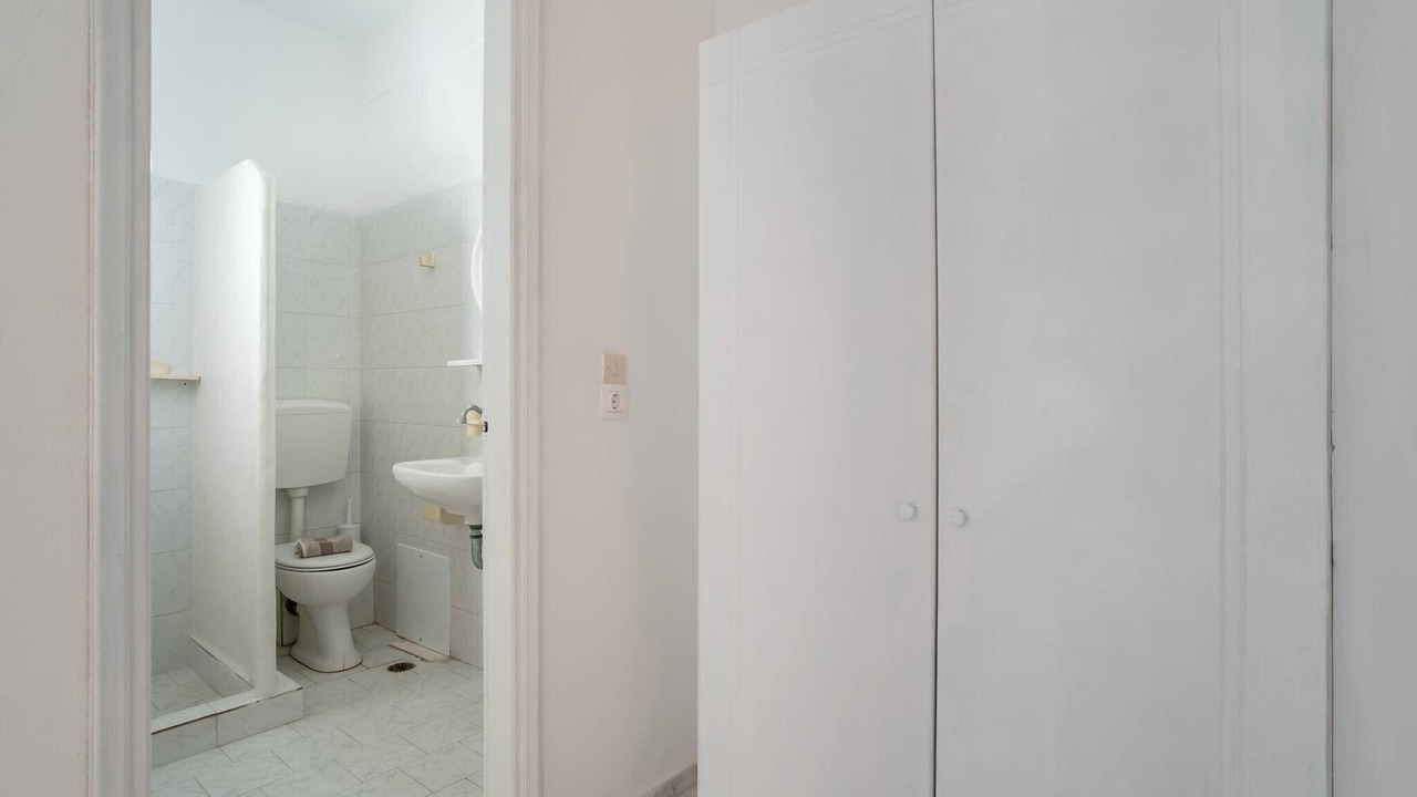 Photo of Bathroom in Perissa