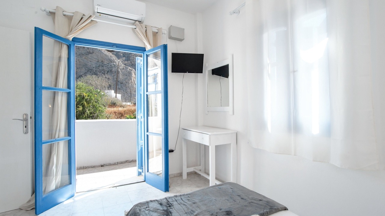 Photo of Bedroom in Perissa