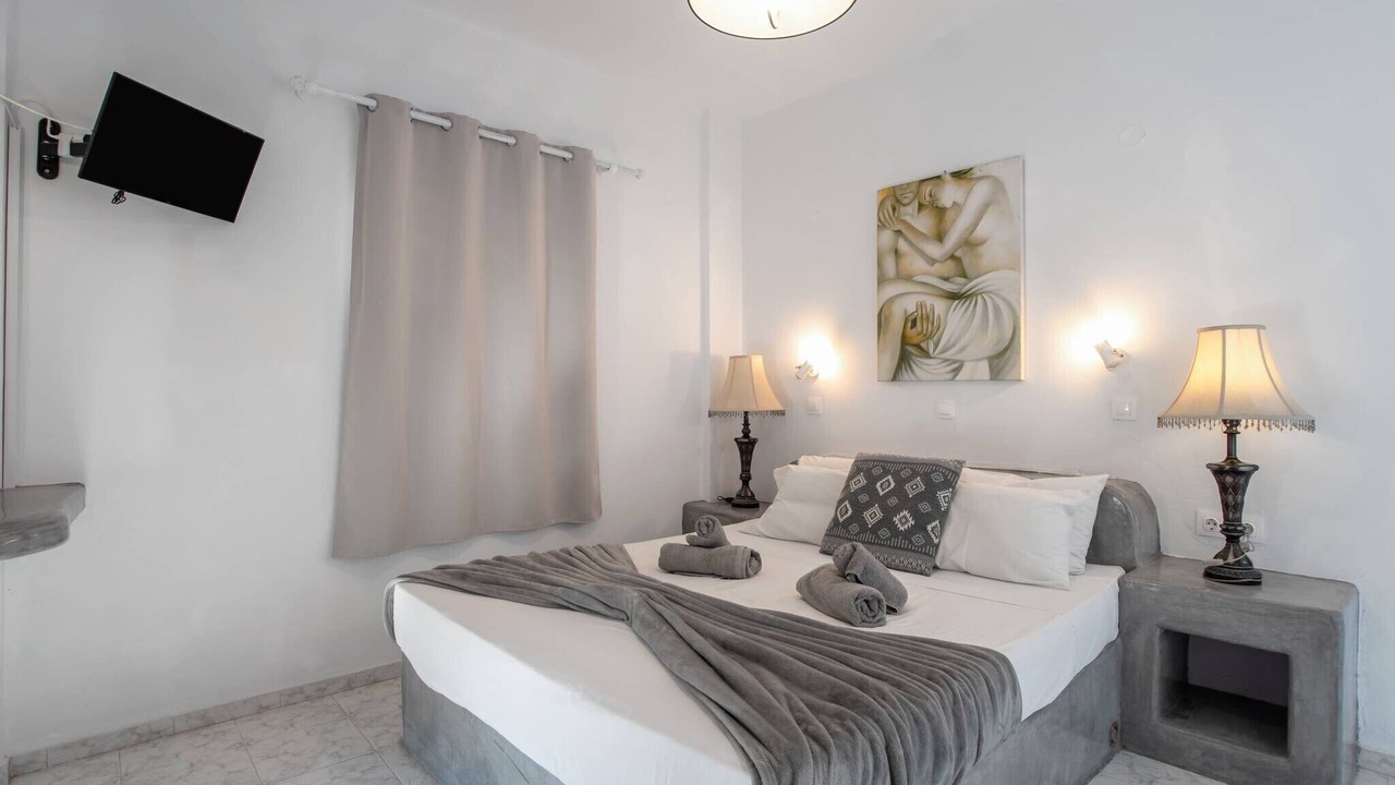 Photo of Bedroom in Perissa