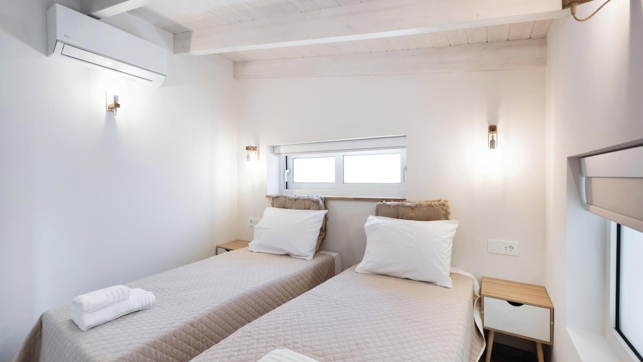 Photo of Bedroom in Pondi