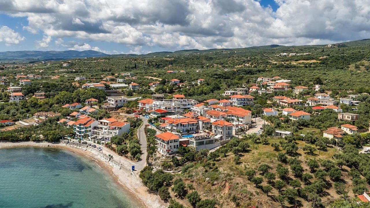 Photo of Outdoor in Aipeia