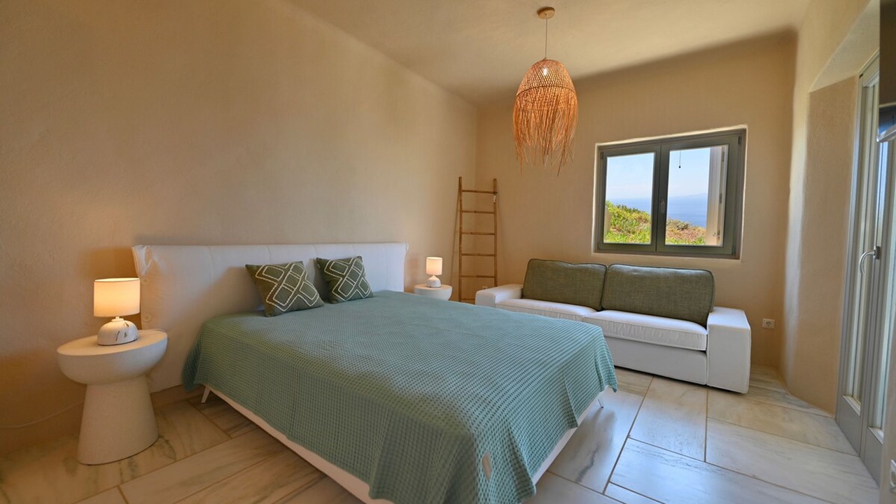 Photo of Bedroom in Exomvourgo