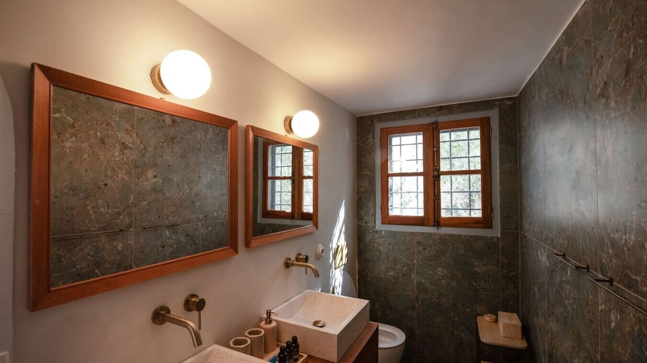 Photo of Bathroom in Hydra
