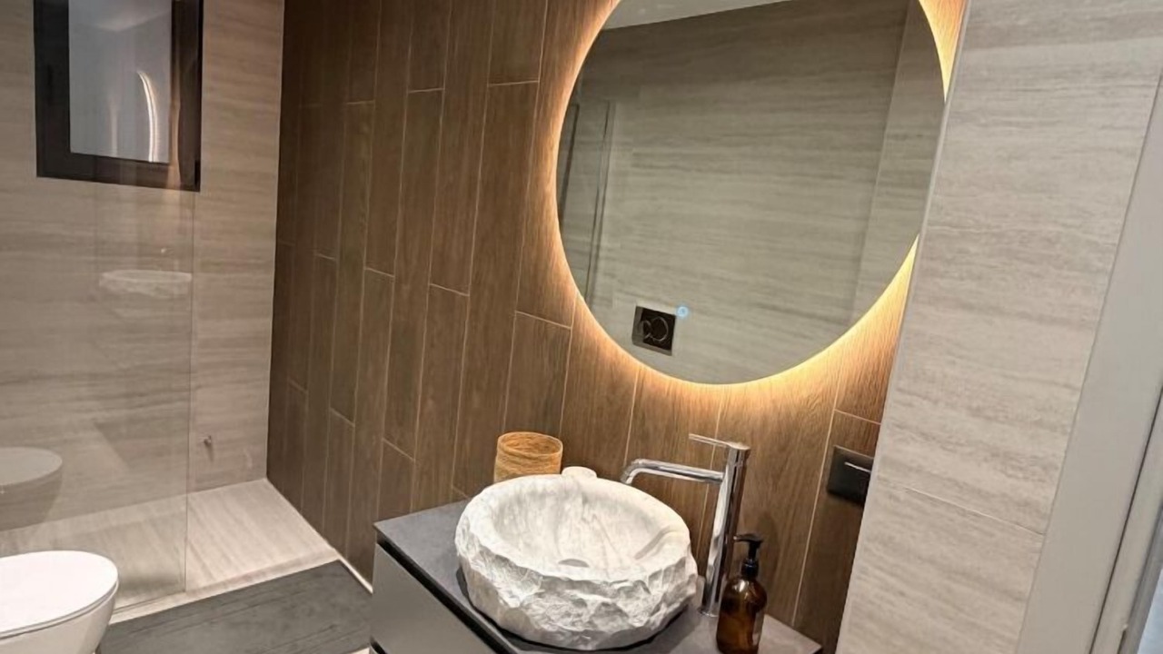 Photo of Bathroom in Elliniko-Argyroupoli