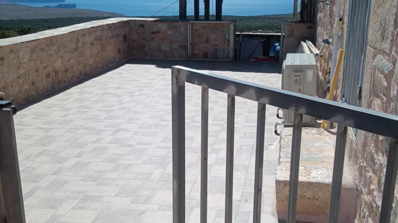 Photo of Outdoor in Omales