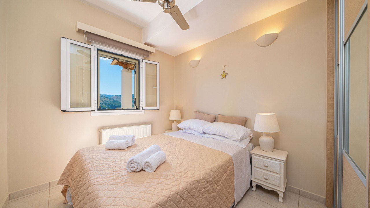 Photo of Bedroom in Aetos