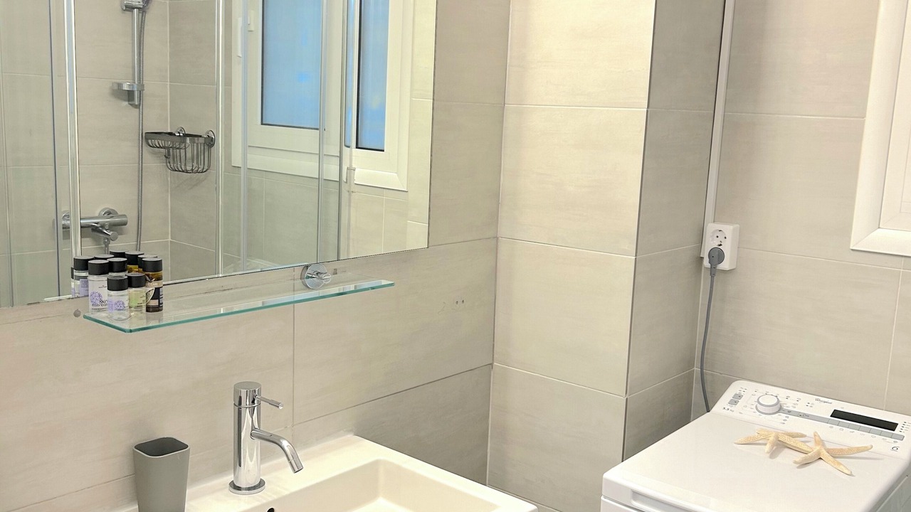 Photo of Bathroom in Ilisia