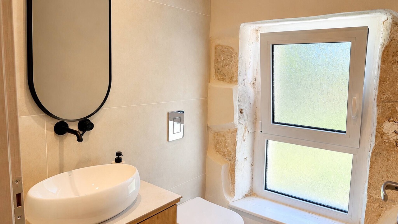 Photo of Bathroom in Champatha
