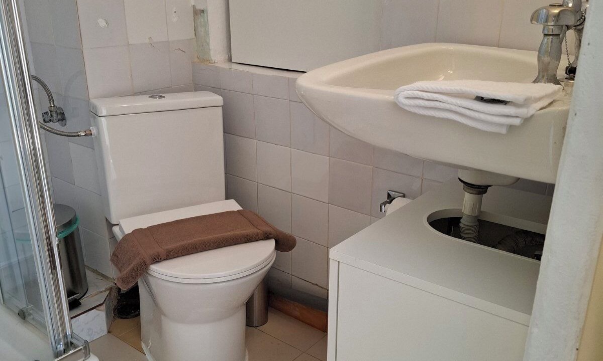 Photo of Bathroom in Ermoupoli