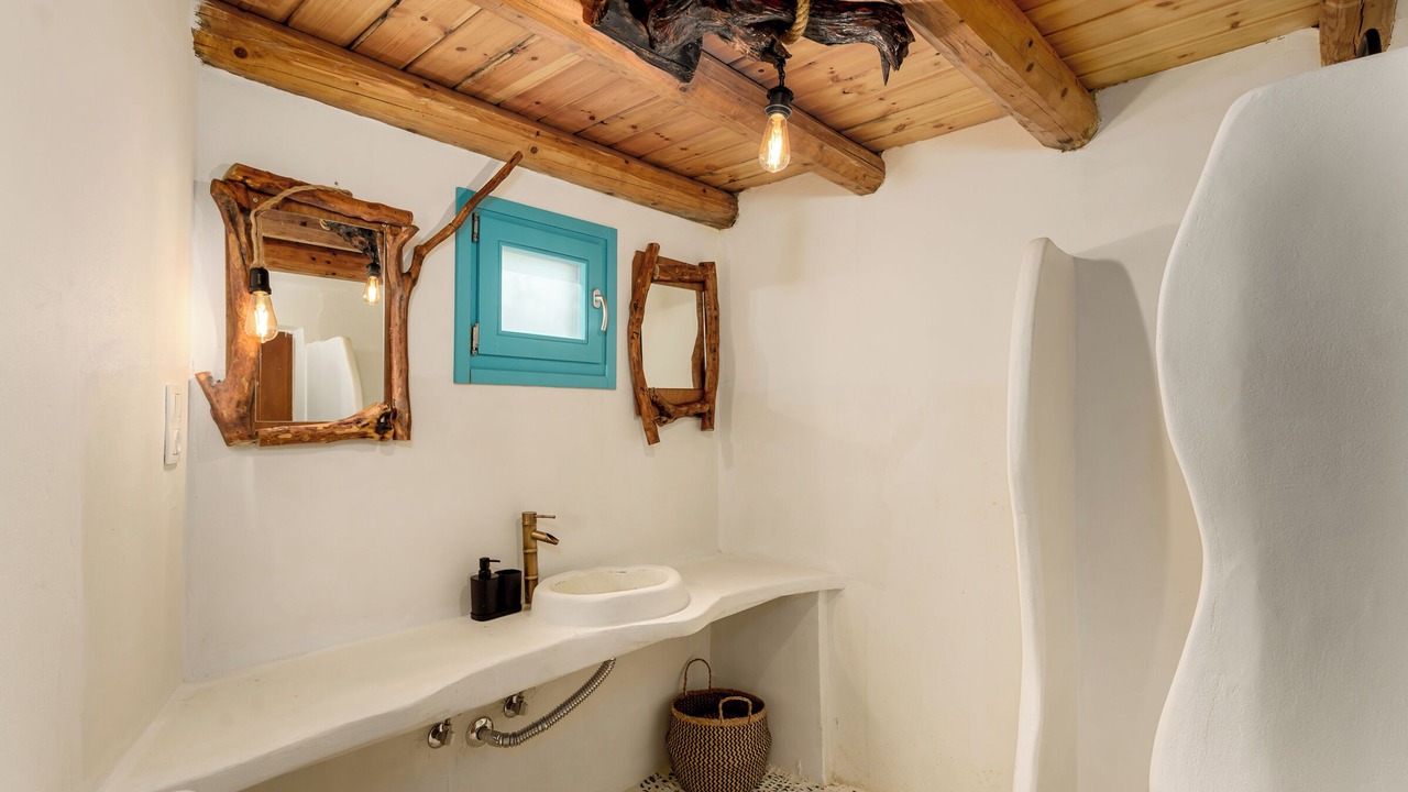 Photo of Bathroom in Roustika